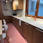 Vakantiehuis Grande Maison 17 Personnes *