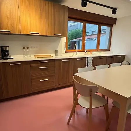 Grande Maison 17 Personnes Nyaraló *
